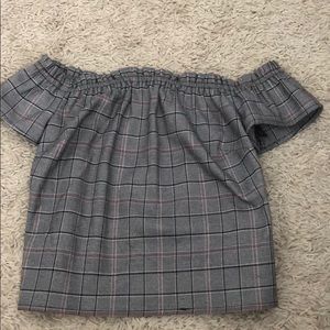 Guess off the shoulder plaid shirt